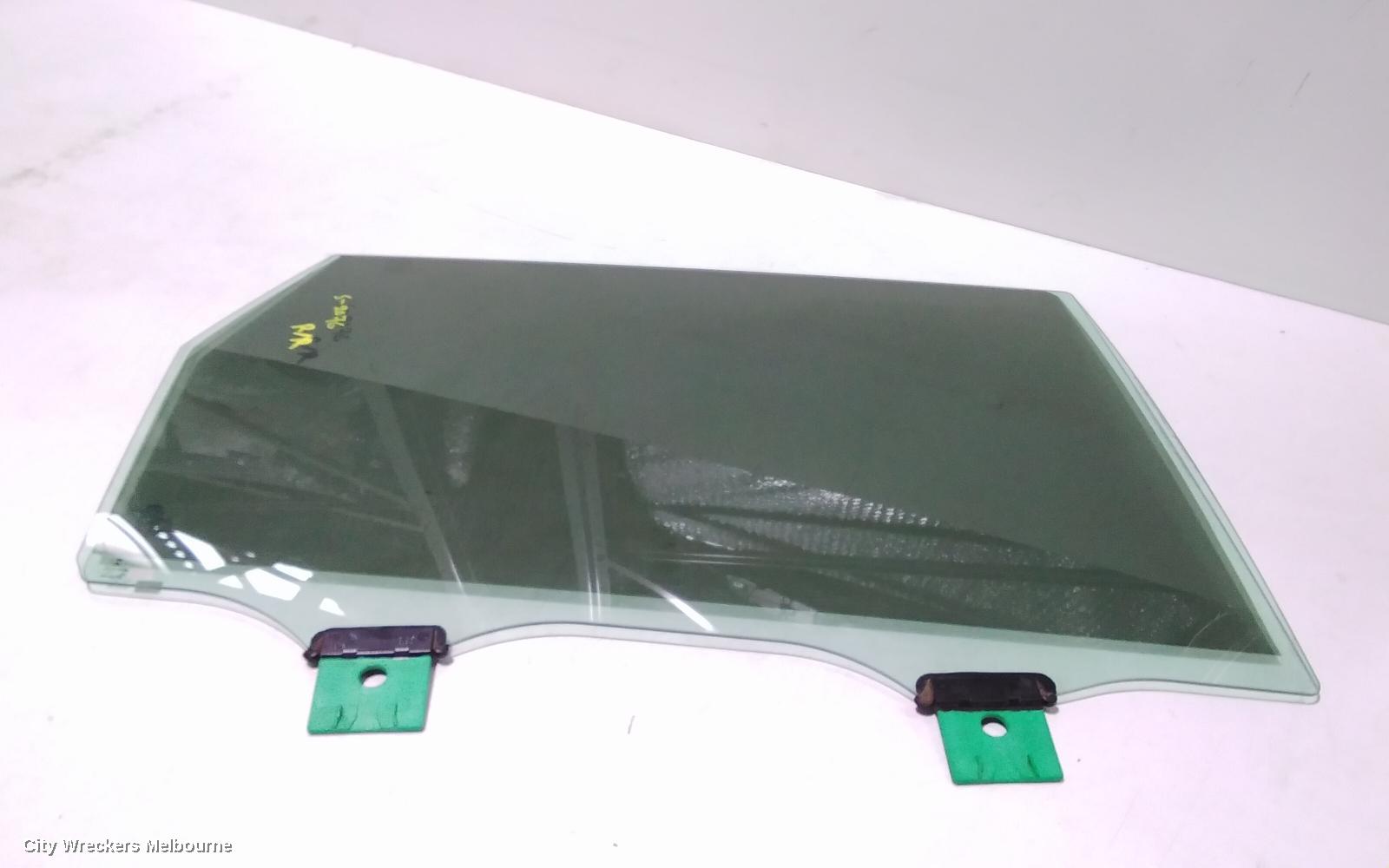 AUDI Q7 RIGHT REAR DOOR WINDOW, 4M, 07/2015 ONWARDS - Image 3