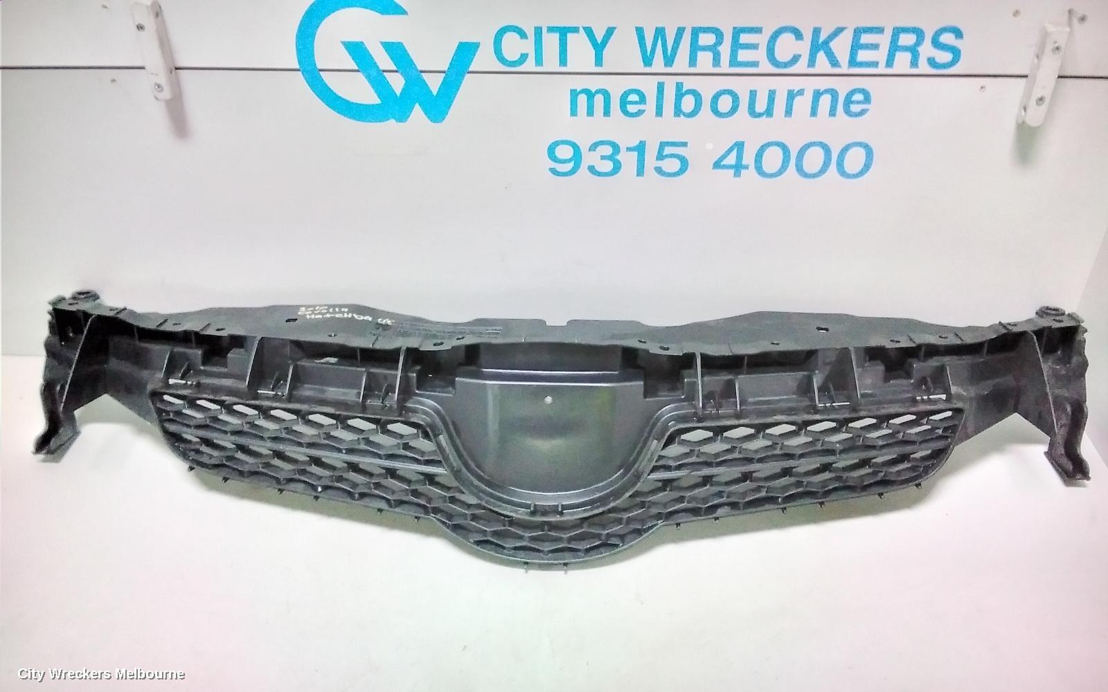 TOYOTA COROLLA GRILLE, BUMPER GRILLE (CENTRE), ZRE152R, HATCH, 11/2009 - 09/2012 - Image 2