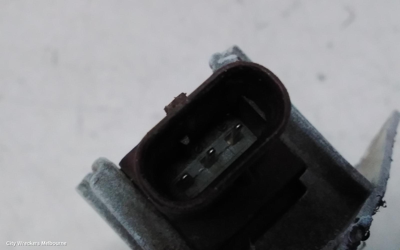 TESLA MODEL 3, 1ST GEN, 06/2019 ONWARDS, REAR BUMPER PARKING SENSOR 1X: 138741 - Image 3