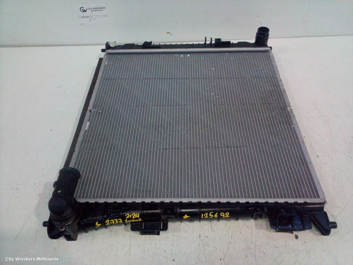 KIA SORENTO RADIATOR, AUTO, 2.2, DIESEL, MQ4, 02/2020 ONWARDS - Image 1