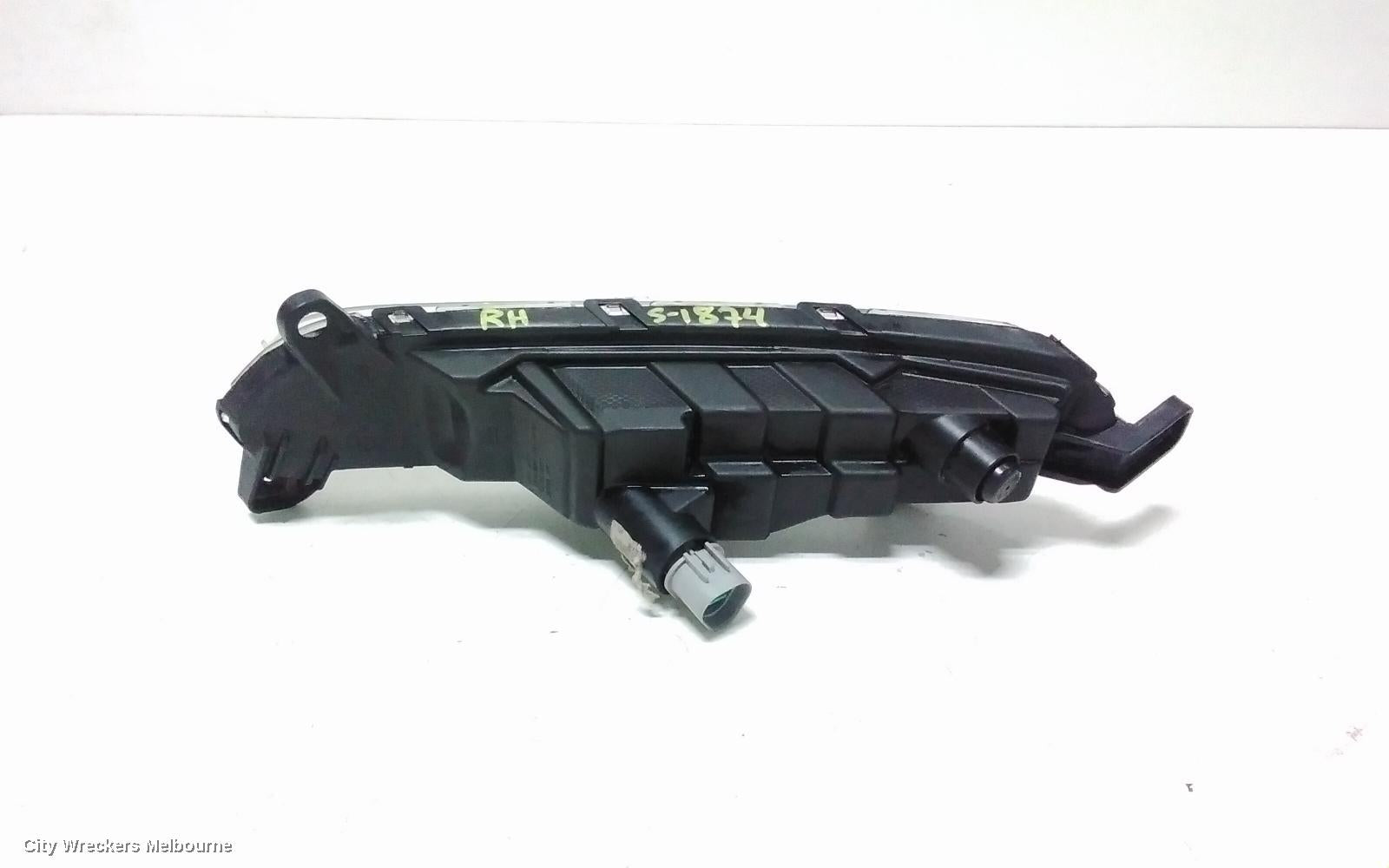 HYUNDAI TUCSON RIGHT INDICATOR/FOG/SIDE, DAYTIME RUNNING LAMP, TL, KOREAN BUILT (VIN KMHJ), 07/2015 - 06/2018 - Image 3