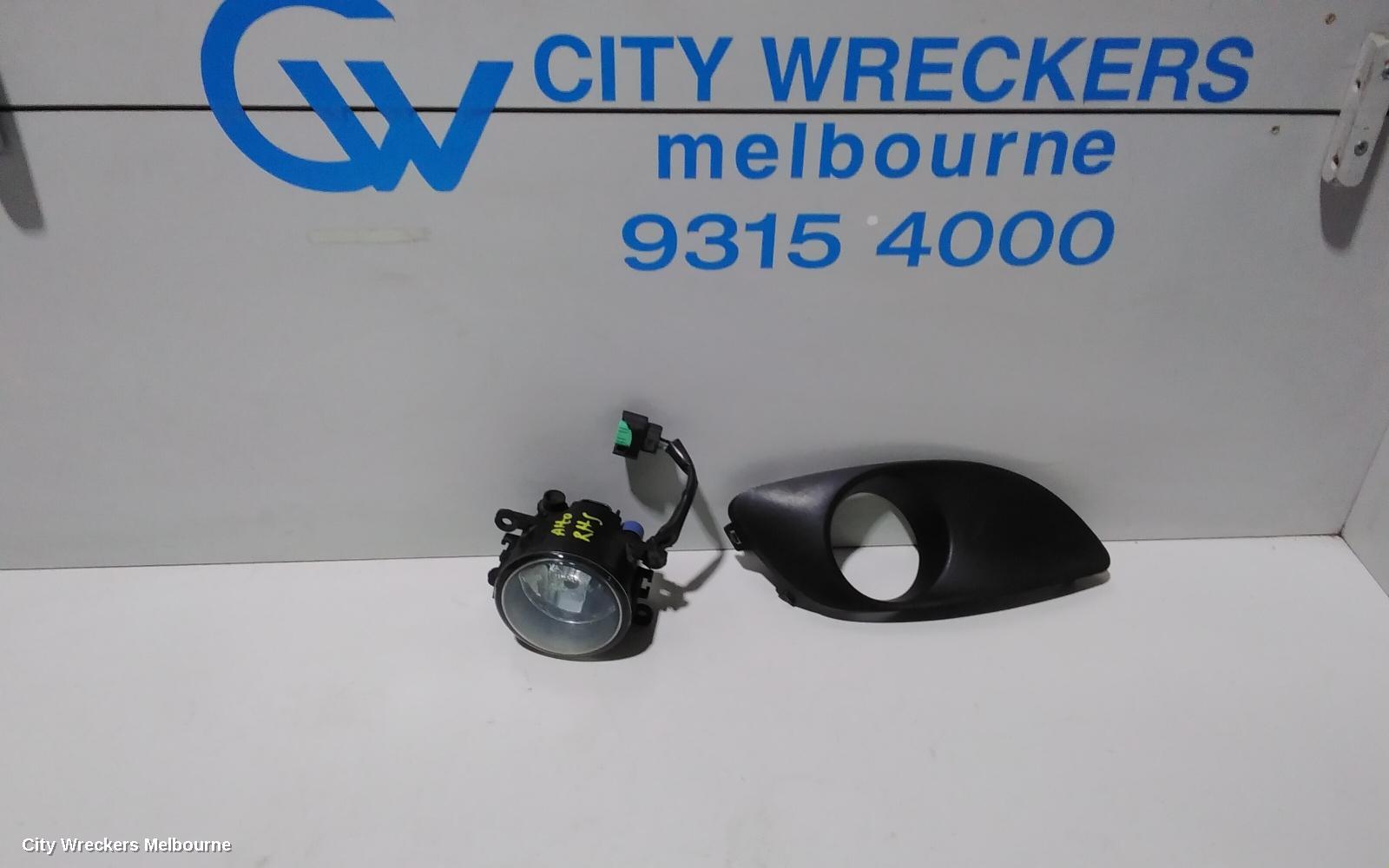 SUZUKI ALTO RIGHT INDICATOR/FOG/SIDE, BUMPER FOGLAMP, GF, 07/2009 - 12/2014 - Image 1
