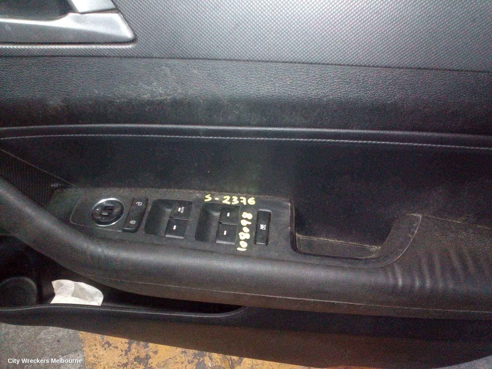 HYUNDAI SONATA PWR DR WIND SWITCH, RH FRONT (MASTER SWITCH), ASSY, NON MIRROR POWER FOLD TYPE, LF, 10/2014 - 01/2020 - Image 1