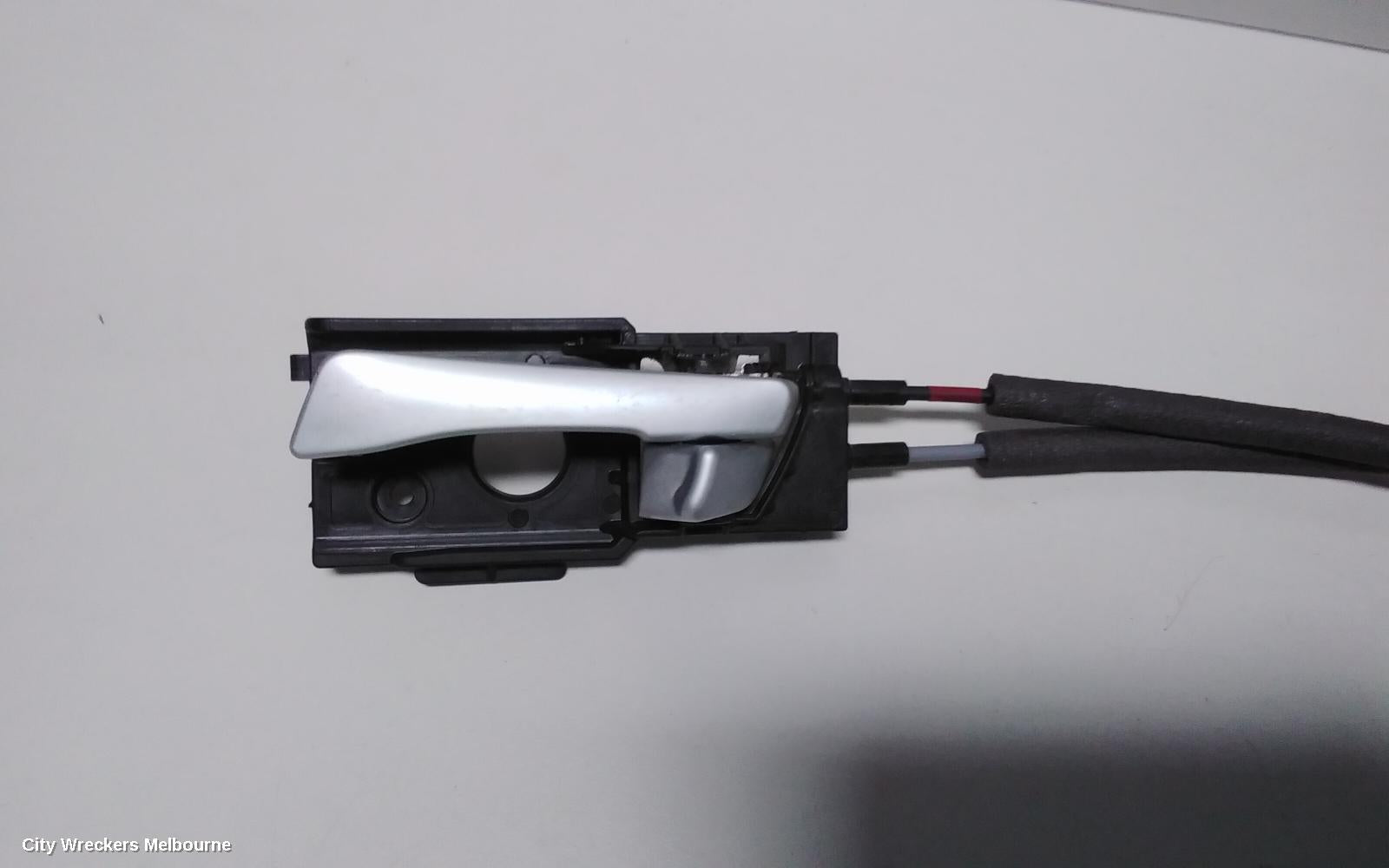 HYUNDAI ACCENT DOOR/BOOT/GATE LOCK, LEFT FRONT DOOR LOCK, RB, NON KEYLESS ENTRY TYPE, 07/2011 - 12/2019 - Image 1
