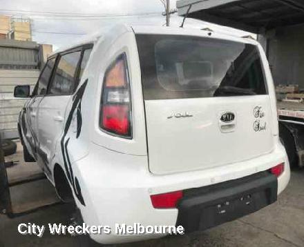 KIA SOUL LEFT TAILLIGHT, IN BODY, AM, 04/2009 - 08/2011 - Image 3