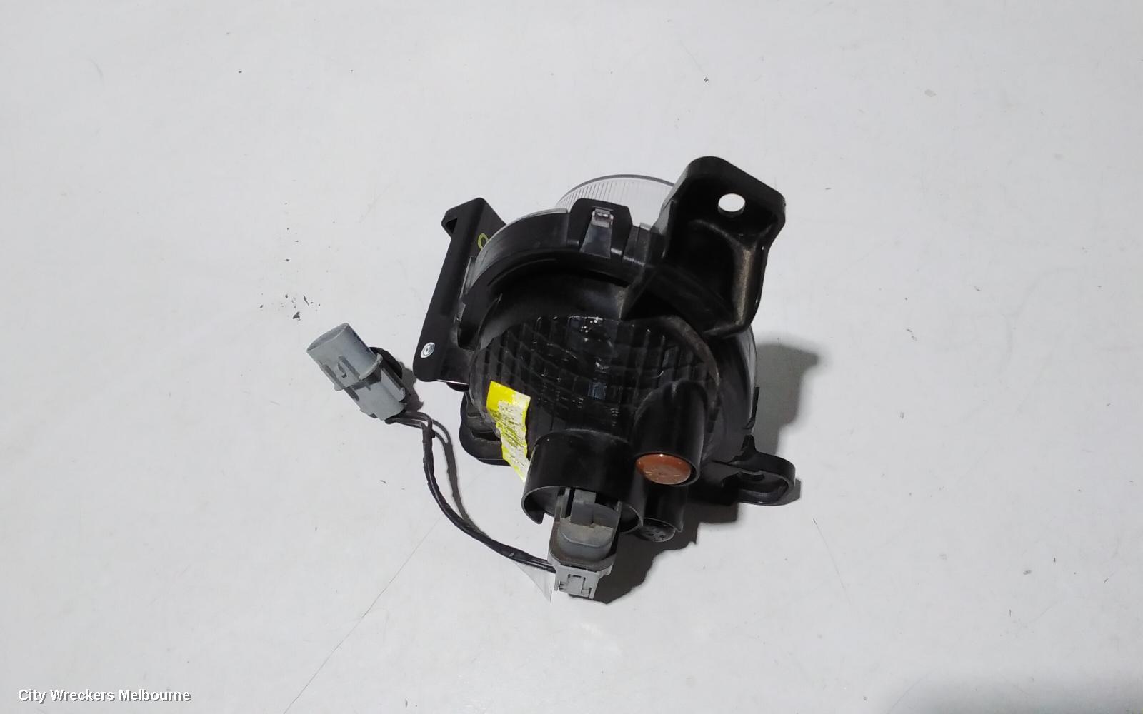 KIA RIO RIGHT INDICATOR/FOG/SIDE, BUMPER FOGLAMP, YB, PROJECTOR TYPE, 12/2016 ONWARDS - Image 3