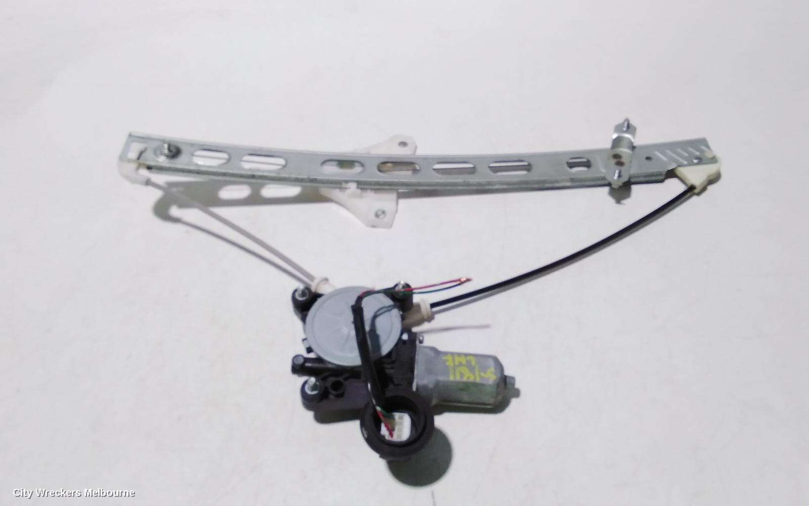 SUZUKI SWIFT LEFT FRONT WINDOW REG/MOTOR, FZ, POWER, 08/2010 - 03/2017 - Image 1