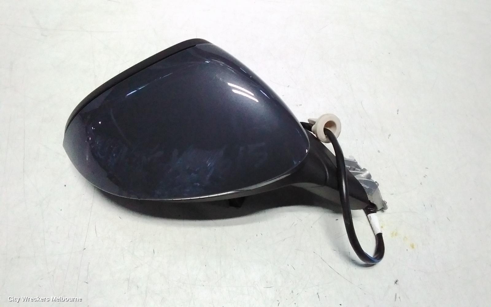 VOLKSWAGEN GOLF RIGHT DOOR MIRROR, GEN 8, POWER FOLD, W/ MEMORY TYPE, COLOUR CODED, 09/2020 ONWARDS - Image 3