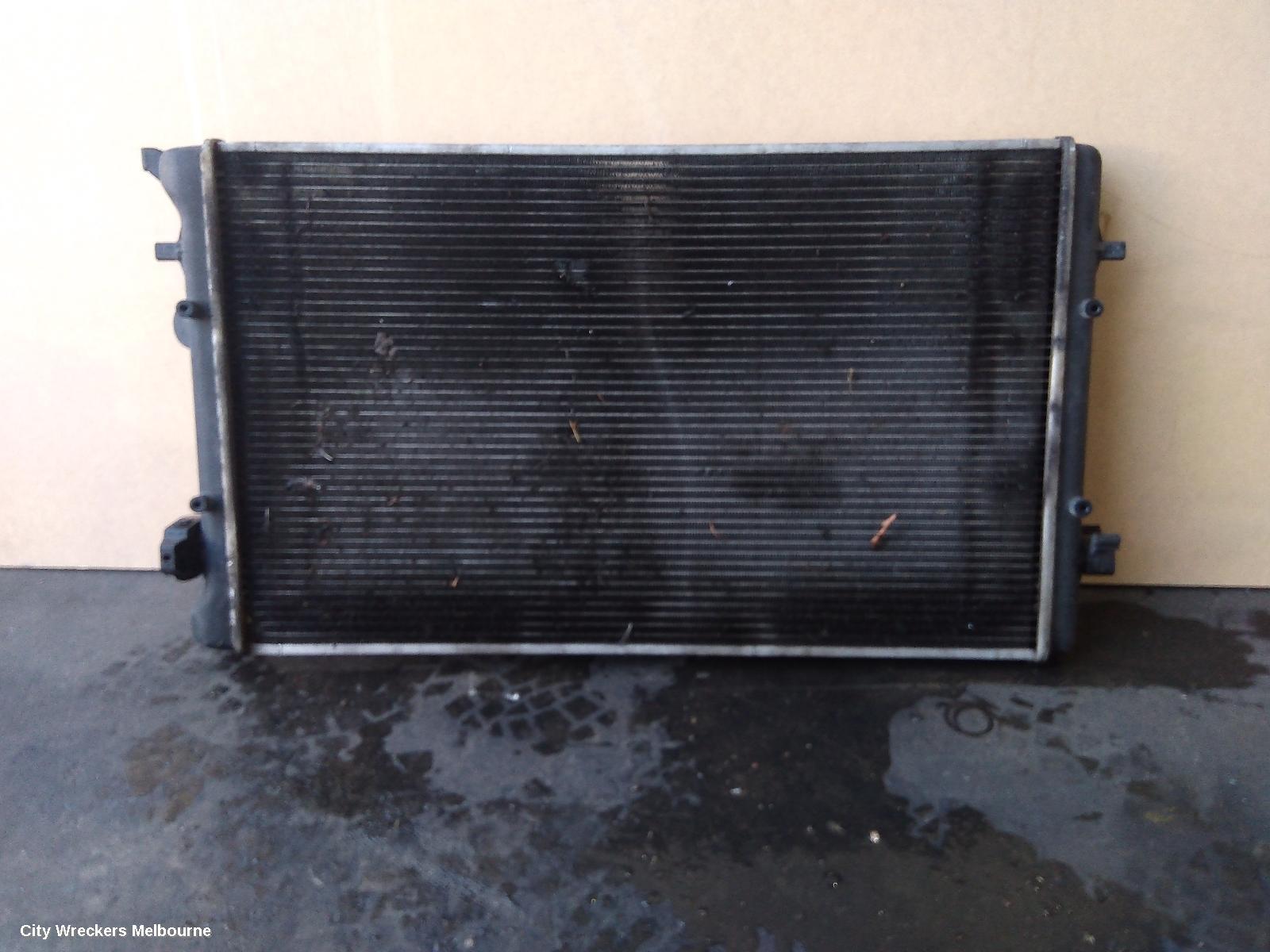 VOLKSWAGEN GOLF RADIATOR, MANUAL T/M, GEN 4, 09/1998 - 04/2004 (AUS ONLY) - Image 2