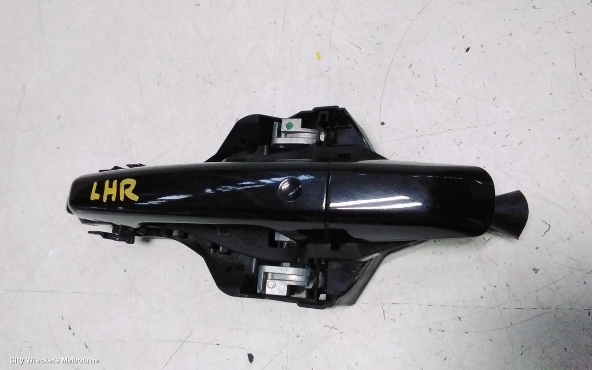 LAND ROVER DISCOVERY SPORT DOOR HANDLE, LH REAR, OUTER, COLOUR CODED, NON CHROME INSERT TYPE, L550, 01/2015 - 06/2019 - Image 3