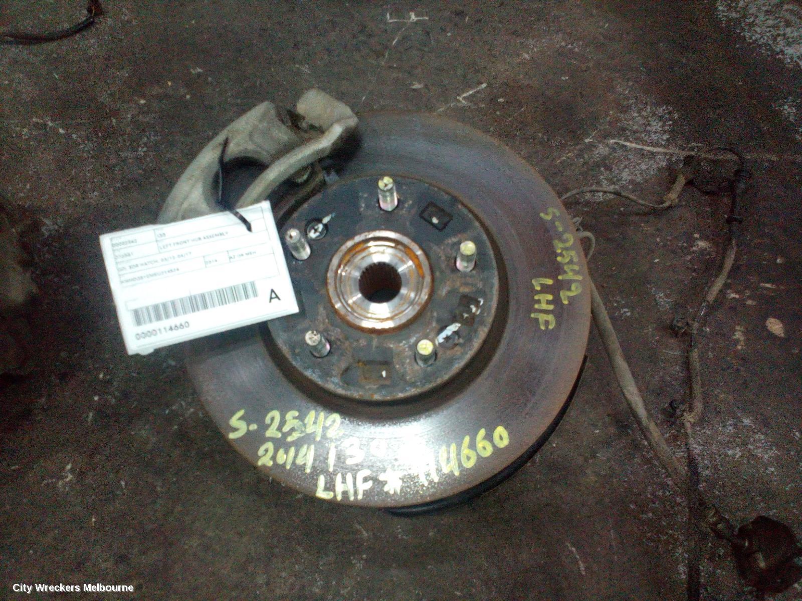 HYUNDAI I30 LEFT FRONT HUB ASSEMBLY, GD, 5DR HATCH, 03/2012 - 04/2017 - Image 3