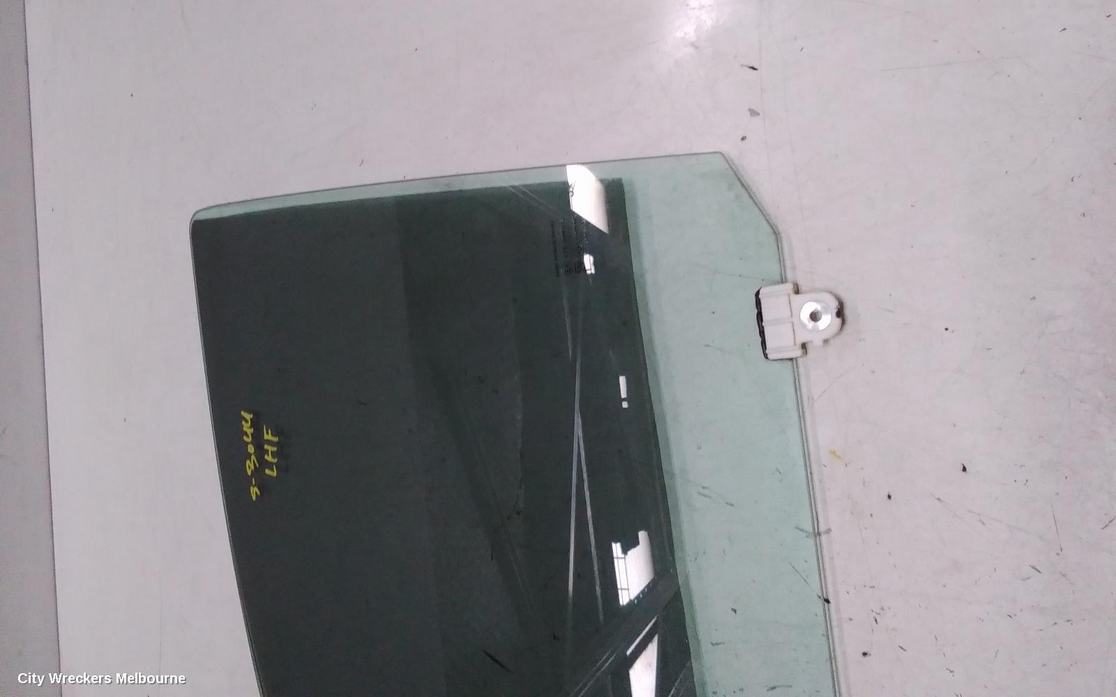 MITSUBISHI PAJERO LEFT FRONT DOOR WINDOW, QE, PAJERO SPORT, 10/2015 ONWARDS - Image 3