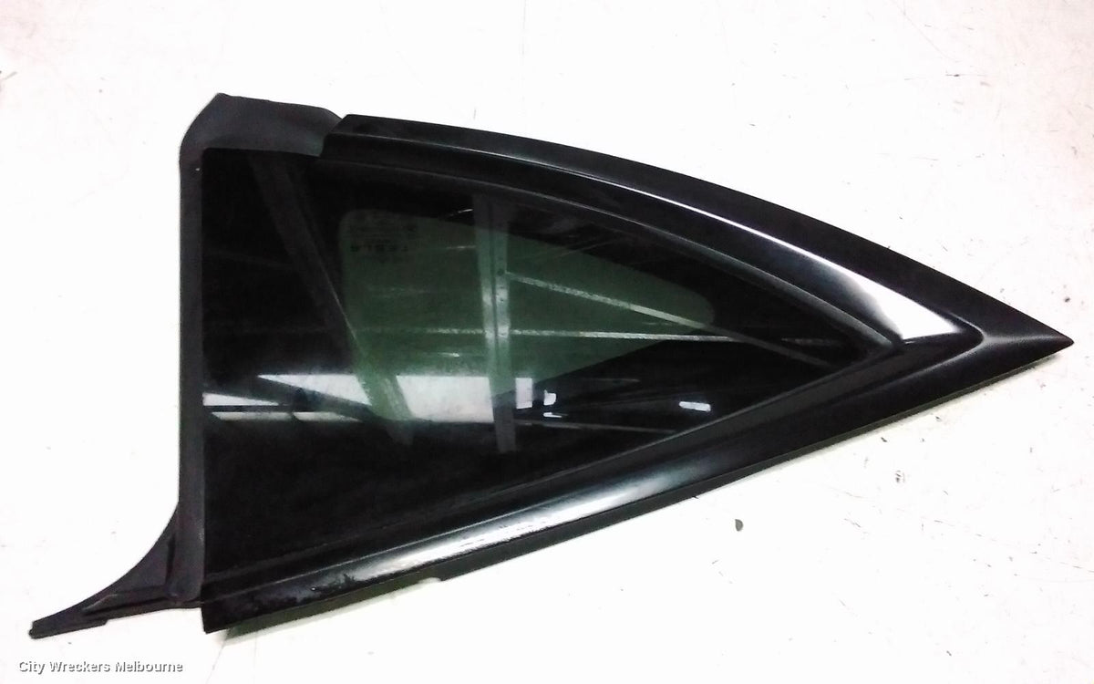 TESLA MODEL Y RIGHT REAR 1/4 DOOR GLASS, 1ST GEN, 03/2022 ONWARDS - Image 2