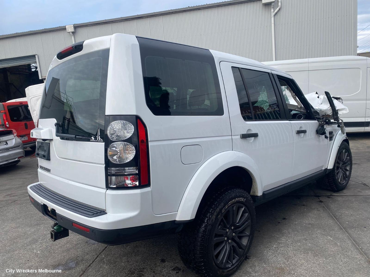 LAND ROVER DISCOVERY RIGHT REAR DOOR, L319, NON CENTRE MOULD TYPE, 10/2009 - 12/2016 - Image 2