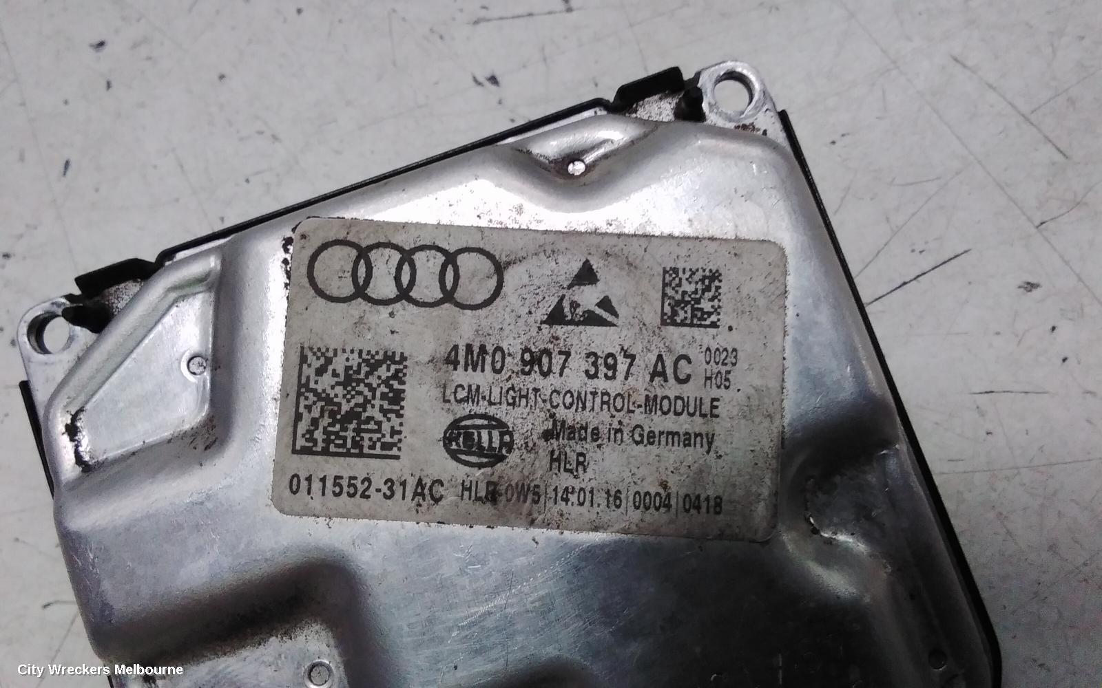 AUDI A4 RIGHT HEADLAMP, B9 8W, W/ LED, NON ADAPTATIVE TYPE, 10/2015 - 11/2020 - Image 3