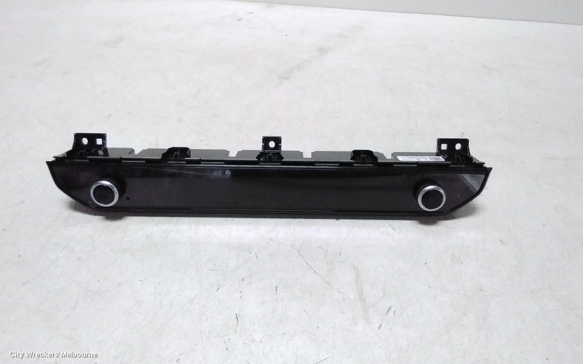 KIA SORENTO HEATER/AC CONTROLS, MQ4, FRONT, W/ DUAL ZONE TYPE, 02/2020 ONWARDS - Image 1