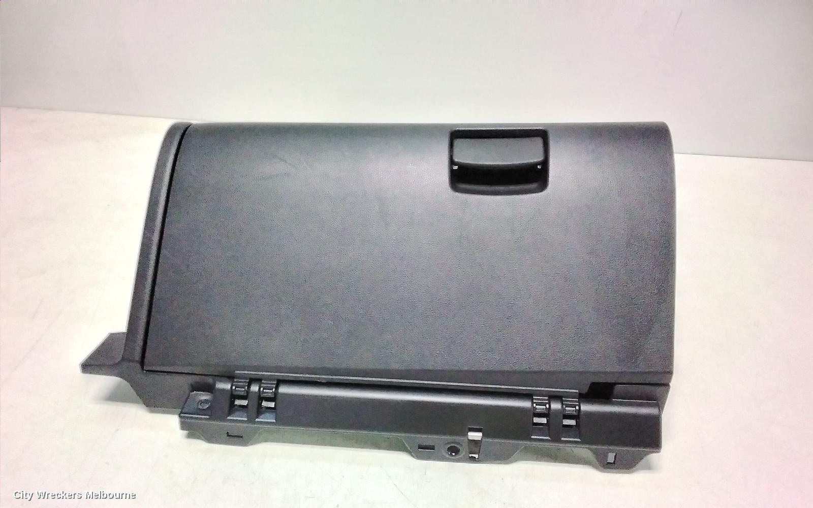 SUBARU FORESTER GLOVE BOX, SK, 08/2018 - 11/2024 - Image 2
