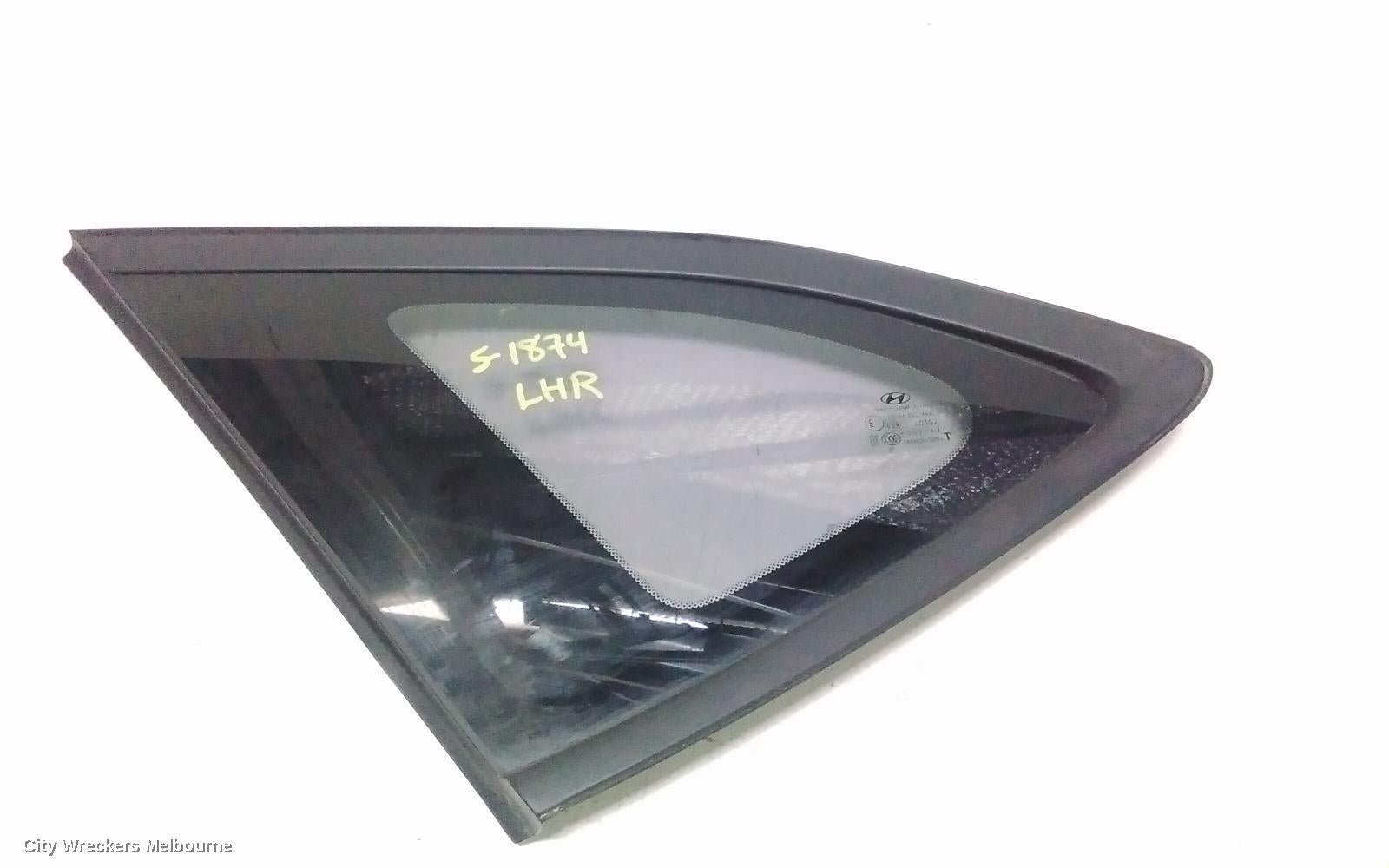 HYUNDAI TUCSON LEFT REAR SIDE GLASS, TL, BLACK TRIM TYPE, 07/2015 - 01/2021 - Image 2