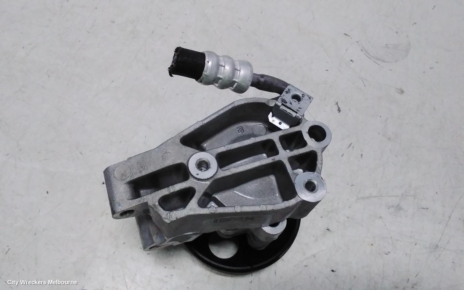 HOLDEN CRUZE STEERING PUMP, PETROL, 1.8, JG, 03/2009 - 02/2011 - Image 2