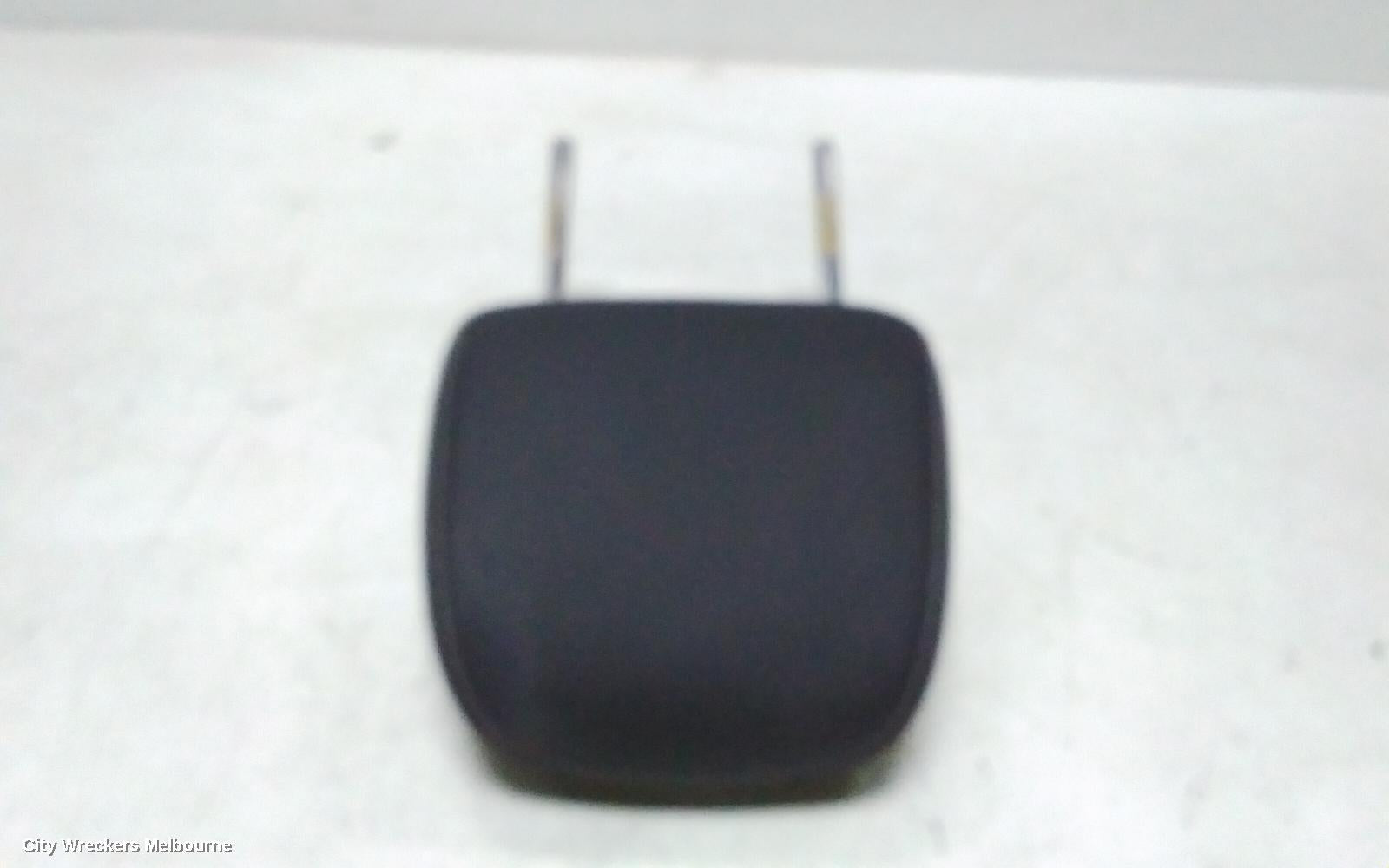 TOYOTA C-HR HEADREST, GEN 1, RH FRONT, 12/2016 - 09/2023 - Image 1