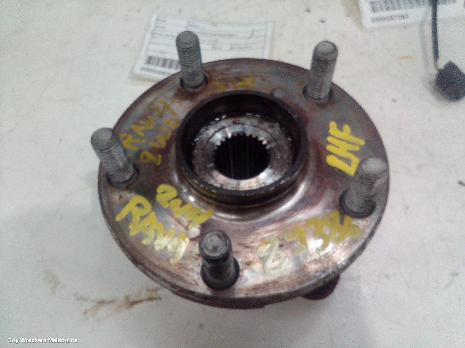 TOYOTA RAV4 LEFT FRONT HUB ASSEMBLY, XA40, AUTO T/M, 2WD, 12/2012 - 11/2018 - Image 2