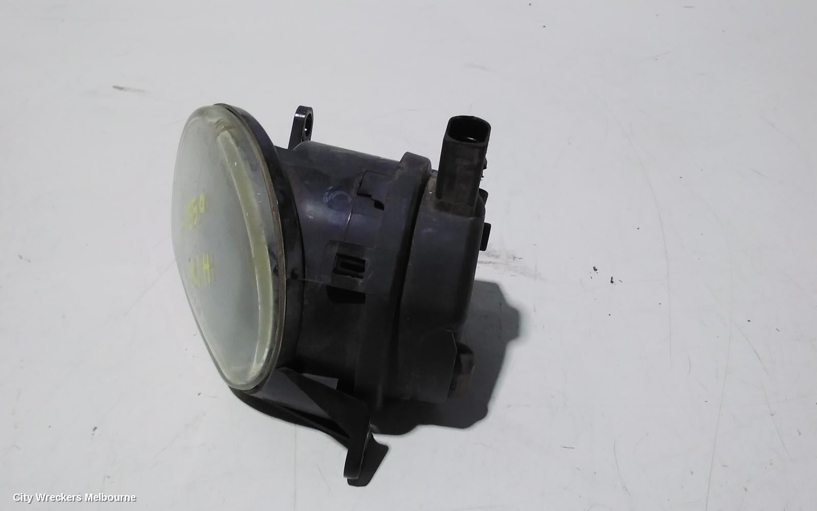 AUDI Q7 RIGHT INDICATOR/FOG/SIDE, BUMPER FOGLAMP, 4L, 09/2006 - 06/2009 - Image 2