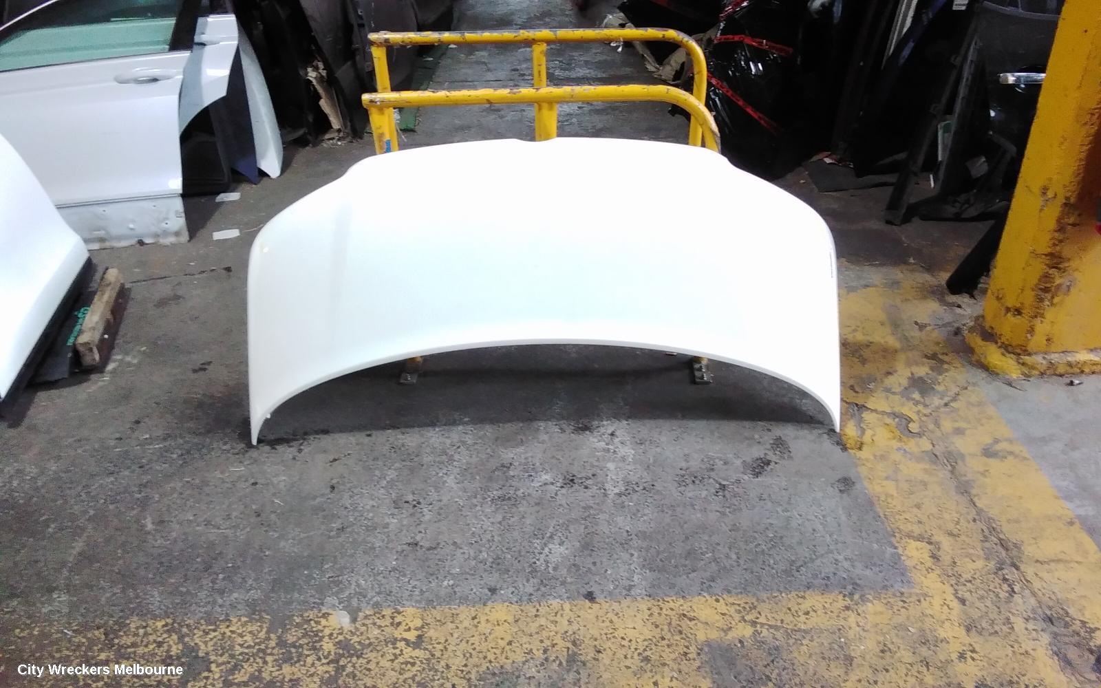 VOLKSWAGEN TRANSPORTER BONNET, T5, 03/2010 - 06/2015 - Image 1