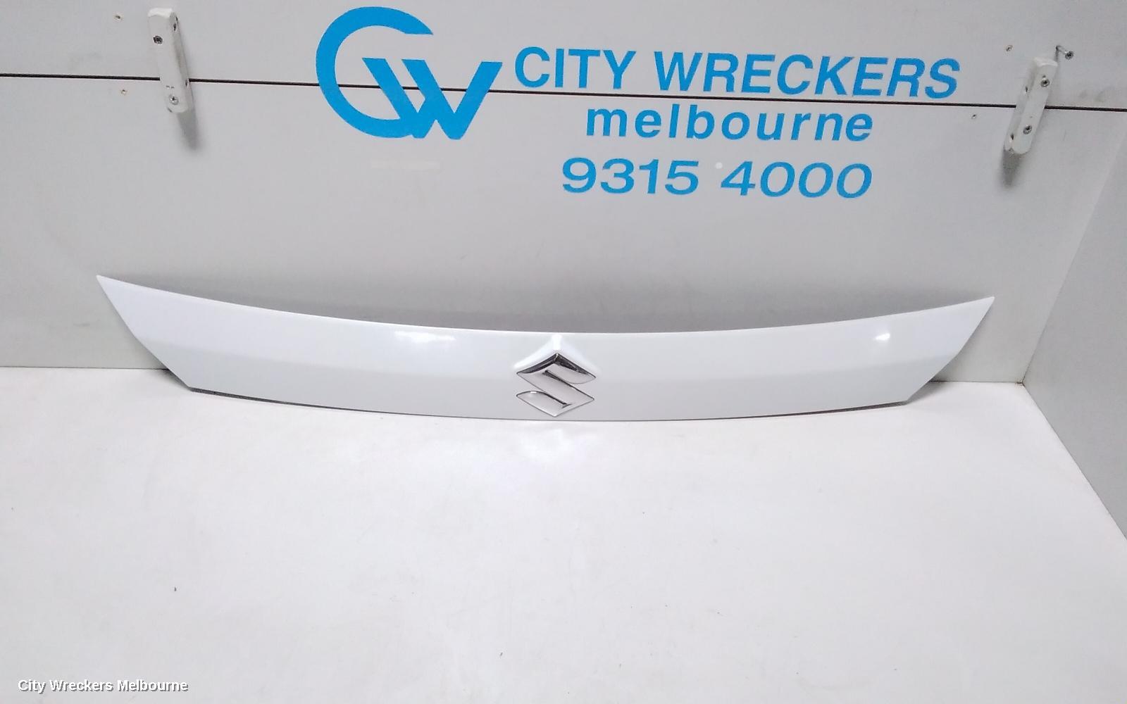 SUZUKI VITARA REAR GARNISH, TAILGATE GARNISH (CENTRE), VITARA, LY (VIN TSM), NON BUTTON TYPE, 06/2015 ONWARDS - Image 2