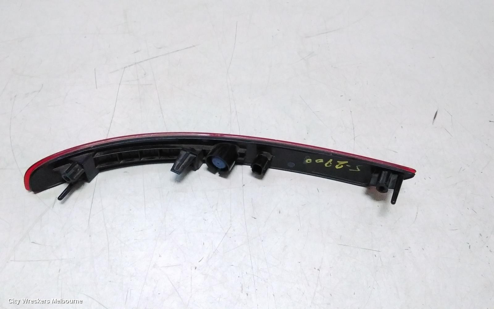 MITSUBISHI OUTLANDER RIGHT TAILLIGHT, ZM, IN BUMPER REFLECTOR, 08/2021 ONWARDS - Image 2
