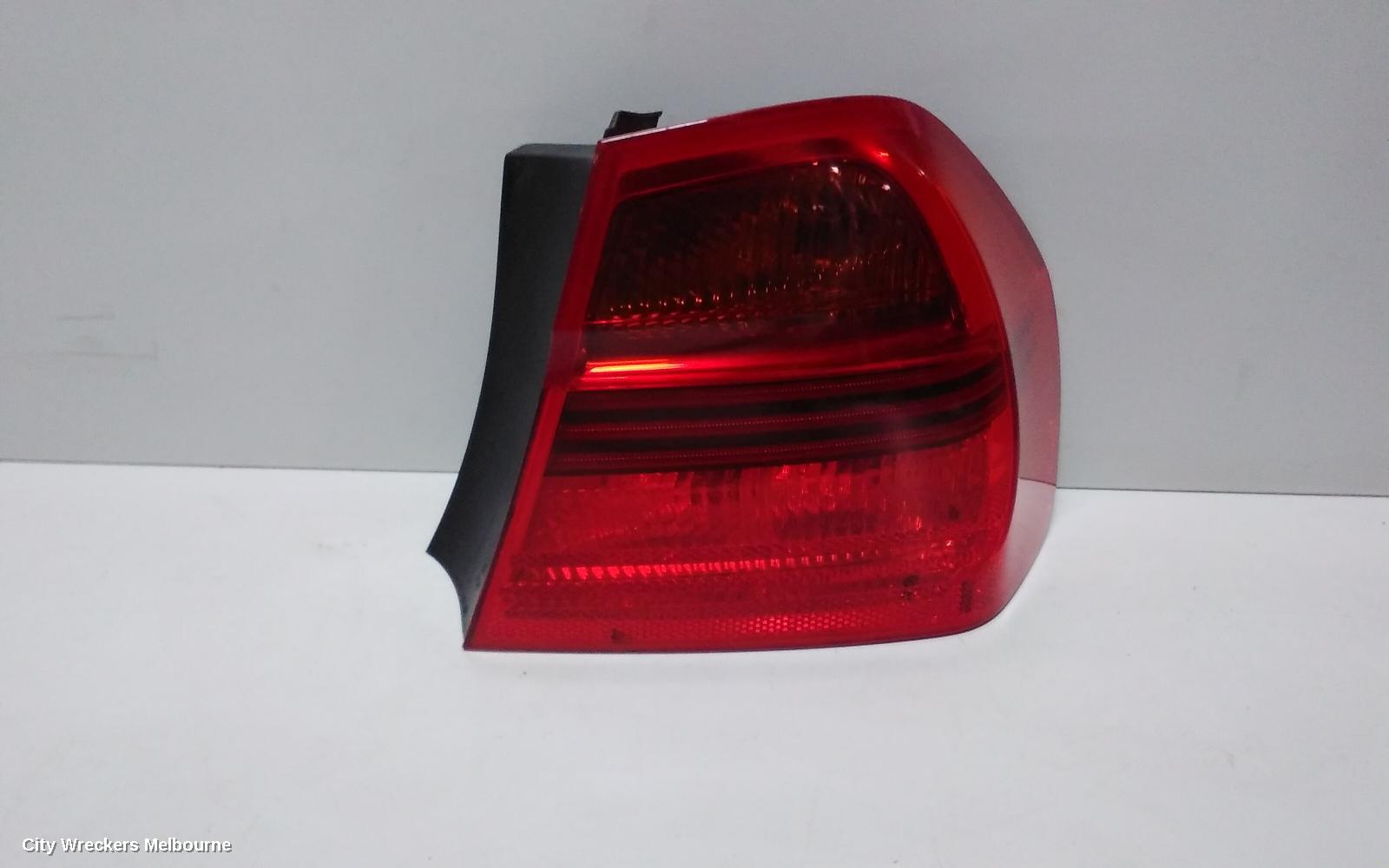 BMW 3 SERIES RIGHT TAILLIGHT, E90, SEDAN, NON LED TYPE, 03/2005 - 10/2008 - Image 2