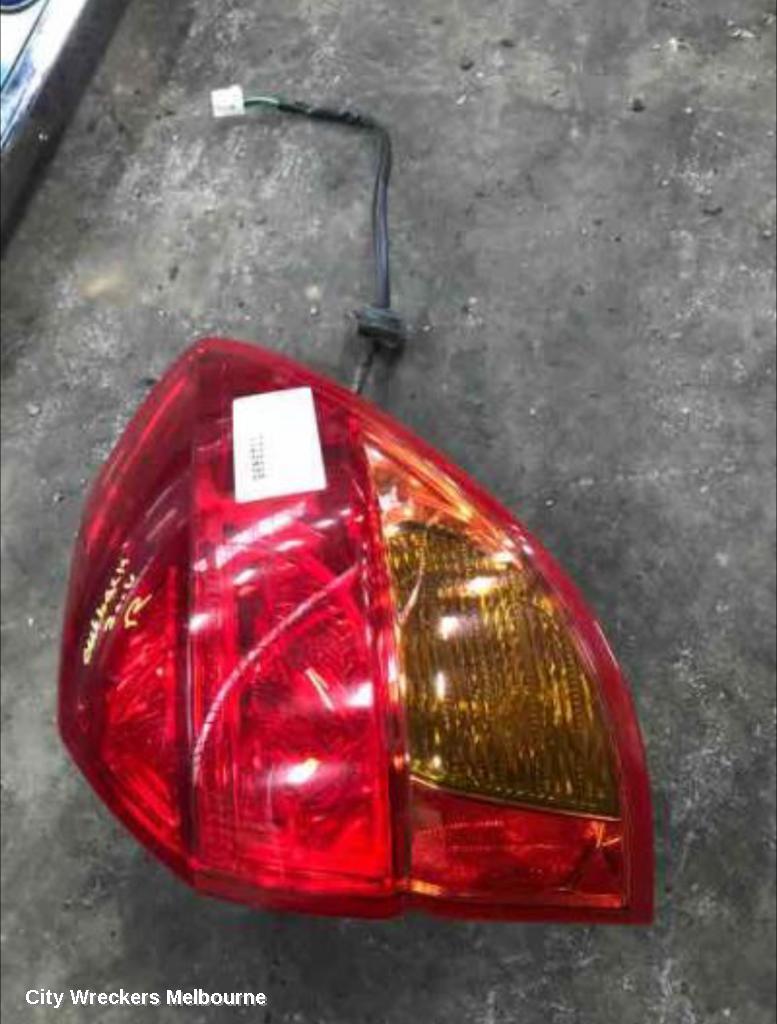 SUBARU OUTBACK RIGHT TAILLIGHT, 4TH GEN, 09/2003 - 09/2006 - Image 1