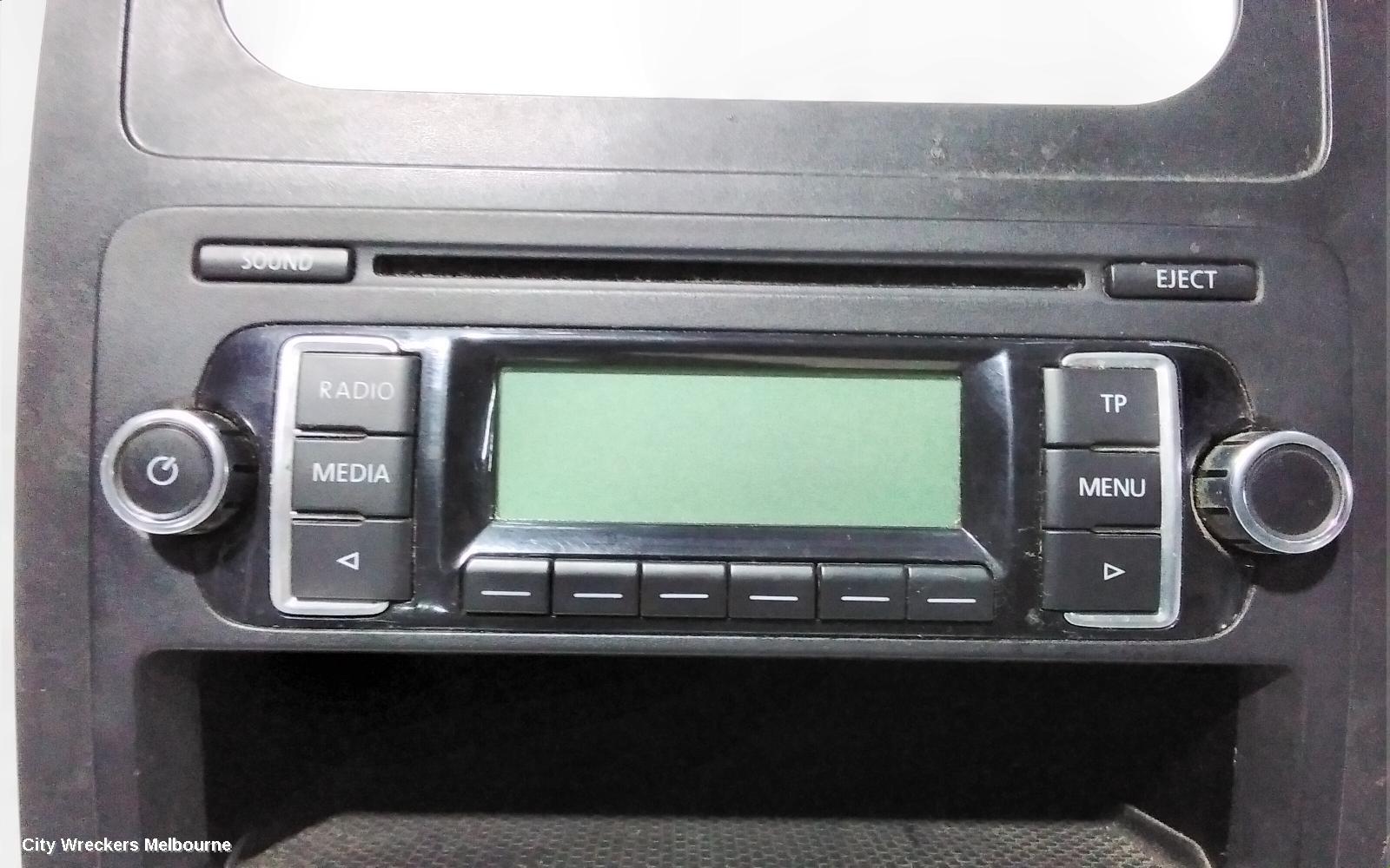 VOLKSWAGEN CADDY RADIO/CD/DVD/SAT/TV, CD PLAYER (RCD210), 2K, 08/2010 - 06/2015 - Image 3