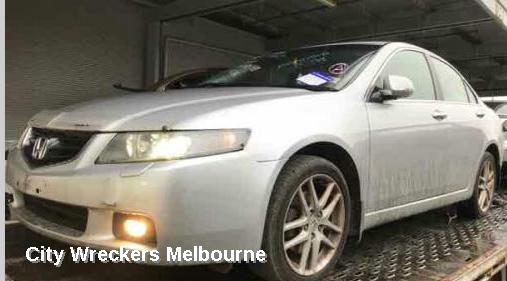 HONDA ACCORD LEFT FRONT DOOR, 7TH GEN, CL/EURO (VIN JHMCL), 06/2003 - 03/2008 - Image 1