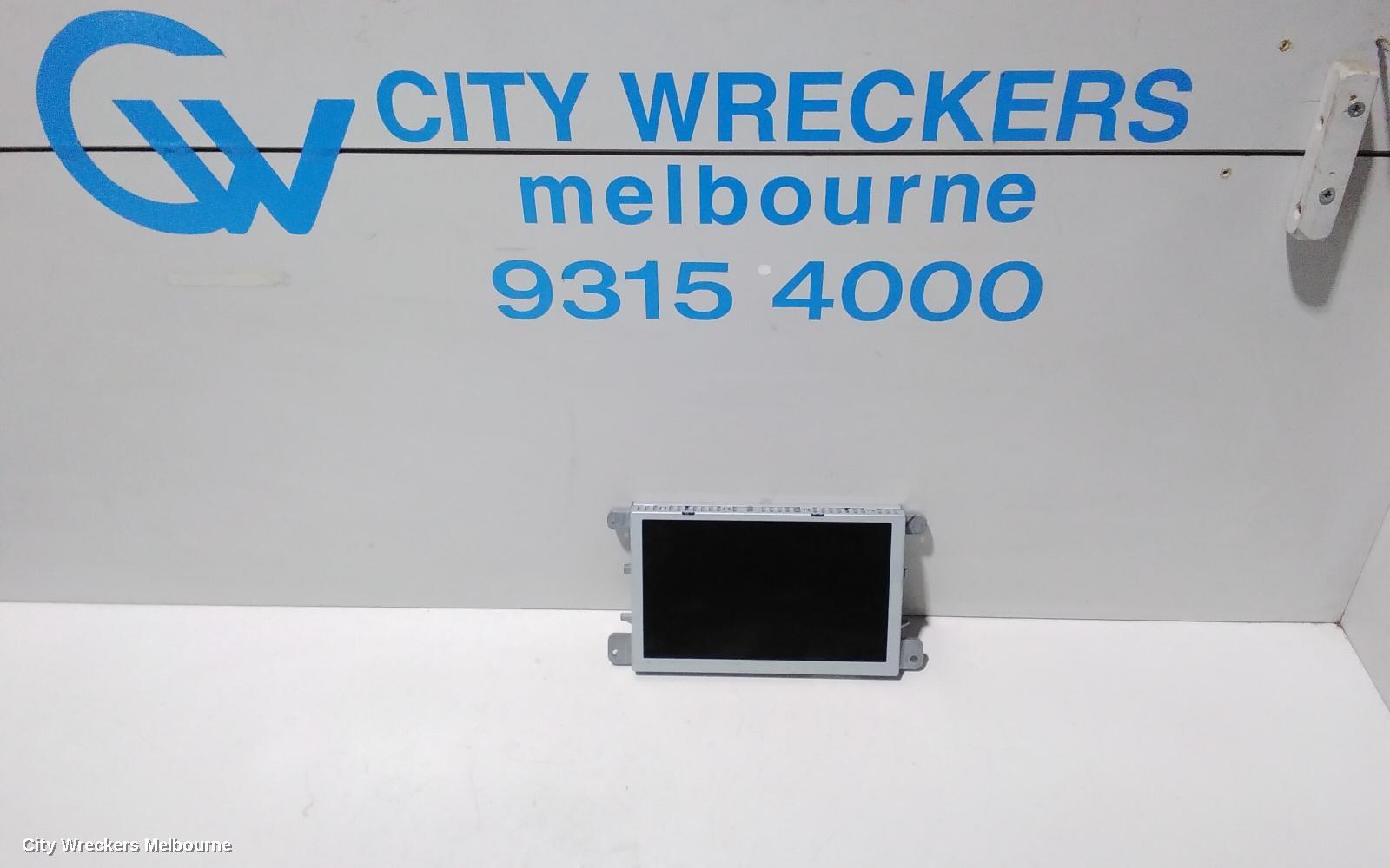 AUDI Q5 RADIO/CD/DVD/SAT/TV, DISPLAY UNIT, SAT NAV TYPE, 8R, 03/2009 - 01/2017 - Image 1