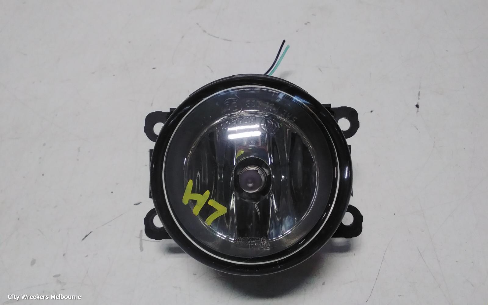 SUZUKI SWIFT LEFT INDICATOR/FOG/SIDE, FZ, 08/2010 - 03/2017 - Image 1