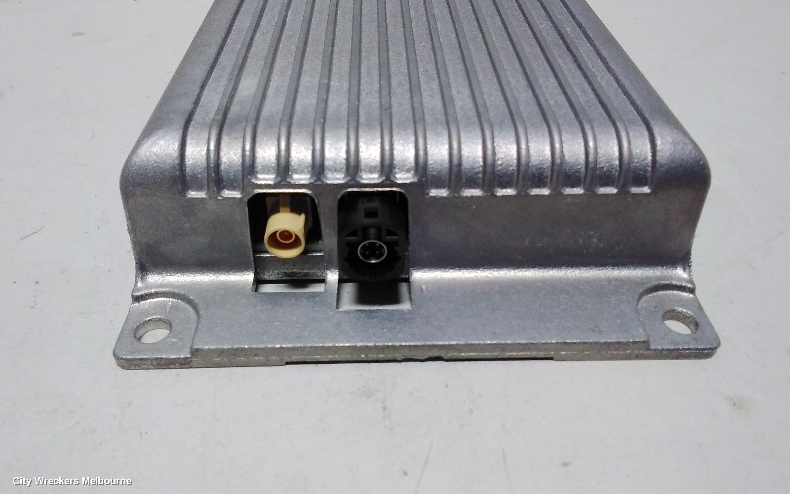 BMW 5 SERIES RADIO/CD/DVD/SAT/TV, BLUETOOTH MODULE***USE ECU PART TYPE*** - Image 3