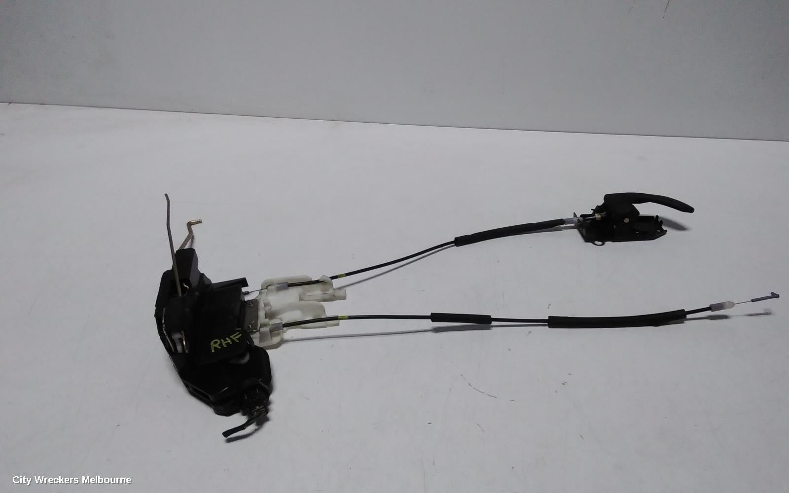 HYUNDAI SANTA FE DOOR/BOOT/GATE LOCK, RIGHT FRONT DOOR LOCK, SM, 11/2000 - 11/2005 - Image 2