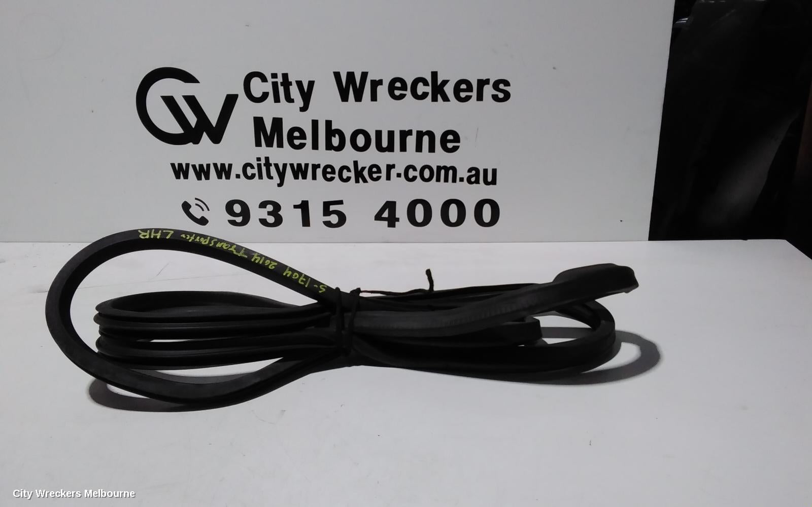 VOLKSWAGEN TRANSPORTER SEAL, LHR DOOR SEAL RUBBER ON THE BODY: 101095, T5, 03/2010 - 06/2015 - Image 1
