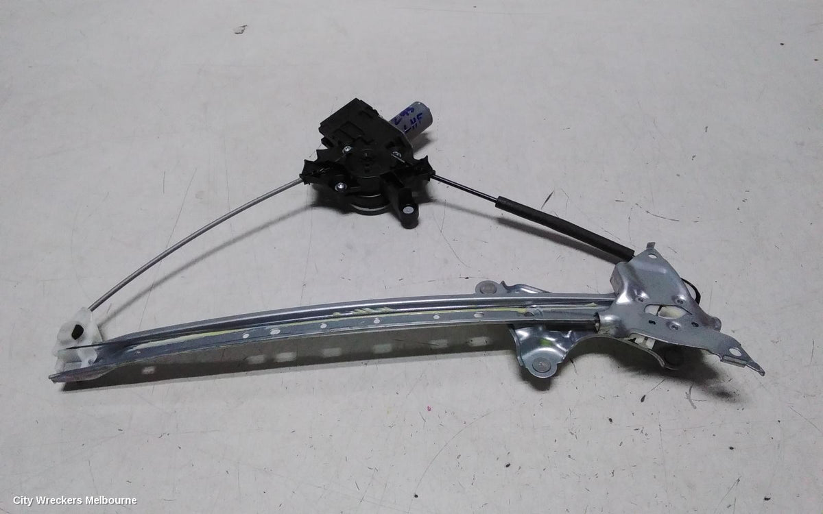 TOYOTA COROLLA LEFT FRONT WINDOW REG/MOTOR, E210, 07/2018 ONWARDS - Image 1