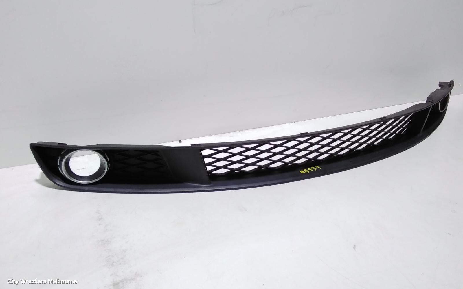 HOLDEN COMMODORE GRILLE, BUMPER GRILLE (CENTRE), VE, 08/2006 - 08/2010 - Image 3