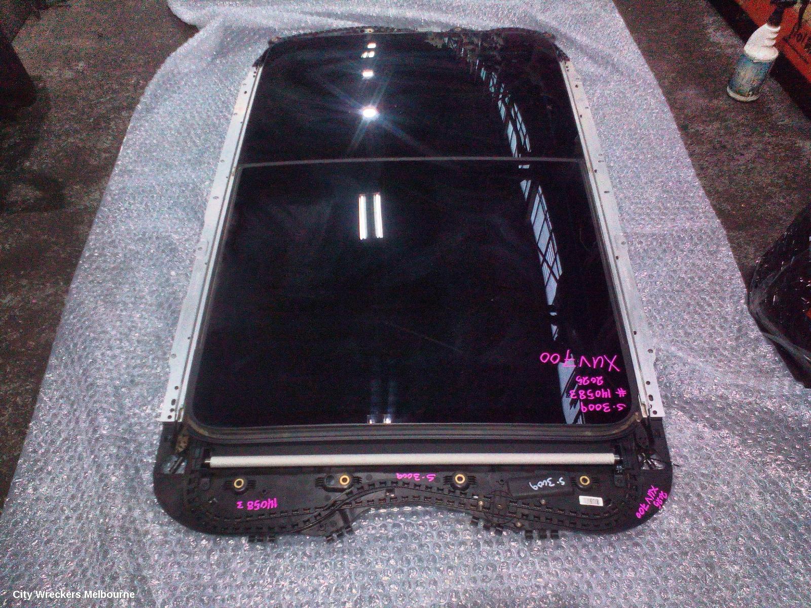 MAHINDRA XUV700 ROOF GLASS/SUNROOF/T, W601, 01/2023 ONWARDS - Image 2