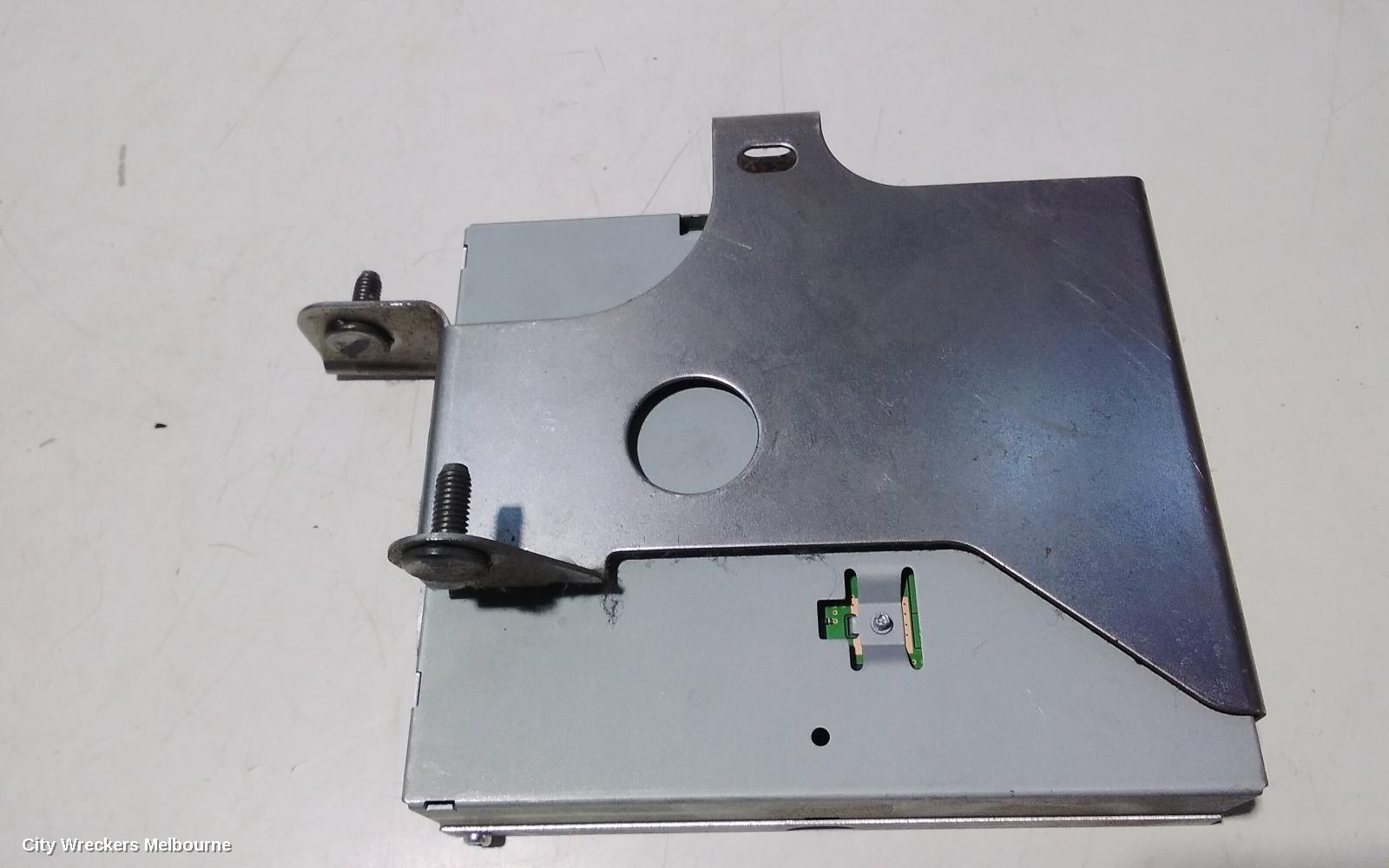 MITSUBISHI TRITON, MQ-MR, 03/2015 - 10/2023, 8701A602 RADIO MOUDLE: 92348 - Image 3