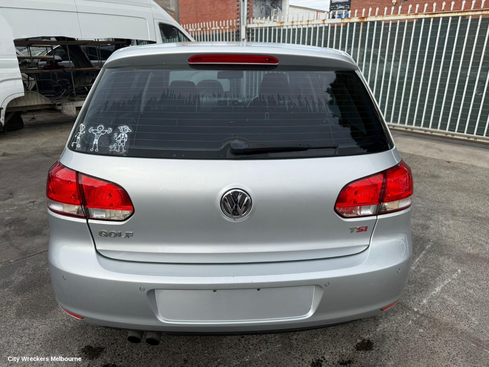 VOLKSWAGEN GOLF RIGHT FRONT DOOR, GEN 6, 5DR HATCH, 10/2008 - 03/2013 - Image 2