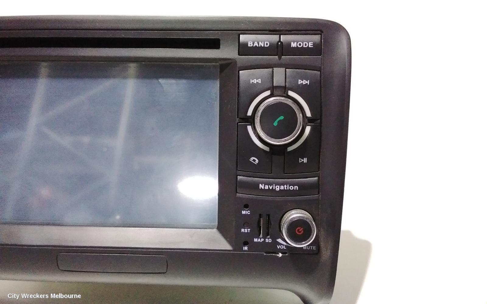 AUDI TT RADIO/CD/DVD/SAT/TV, RADIO/STEREO, 8J, 09/2006 - 12/2014 - Image 3