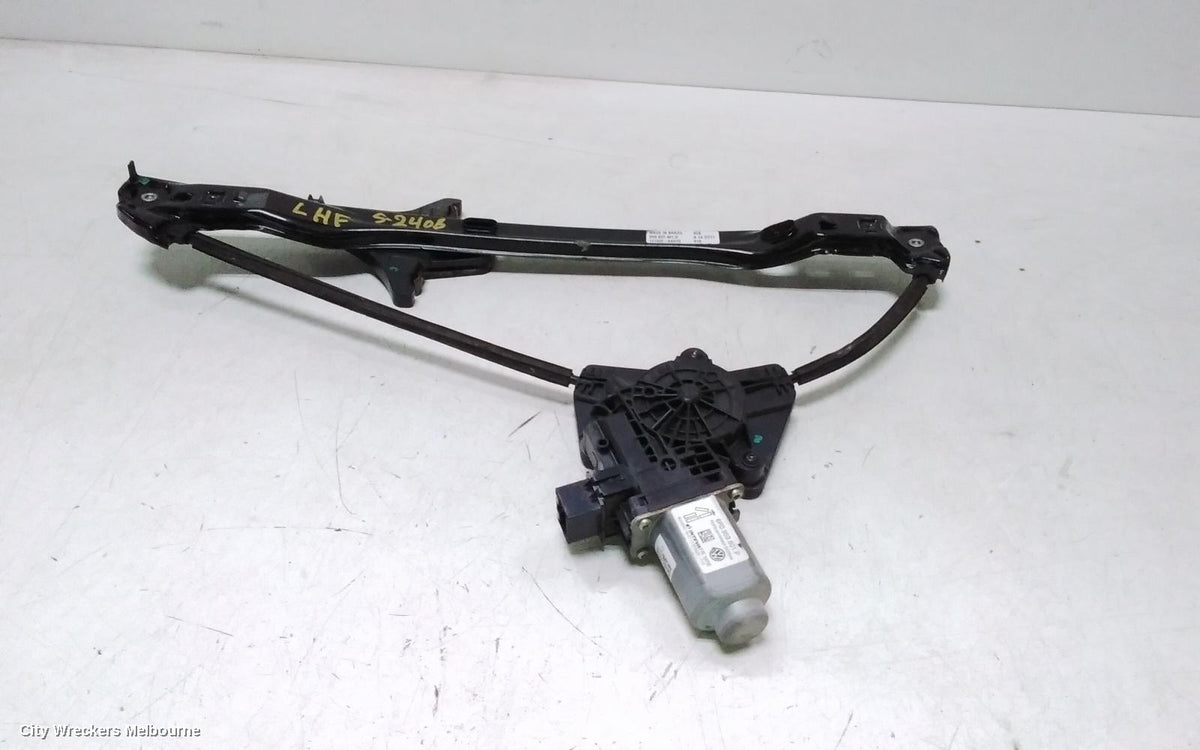 VOLKSWAGEN AMAROK LEFT FRONT WINDOW REG/MOTOR, 2H, 10/2010 - 09/2022 - Image 1