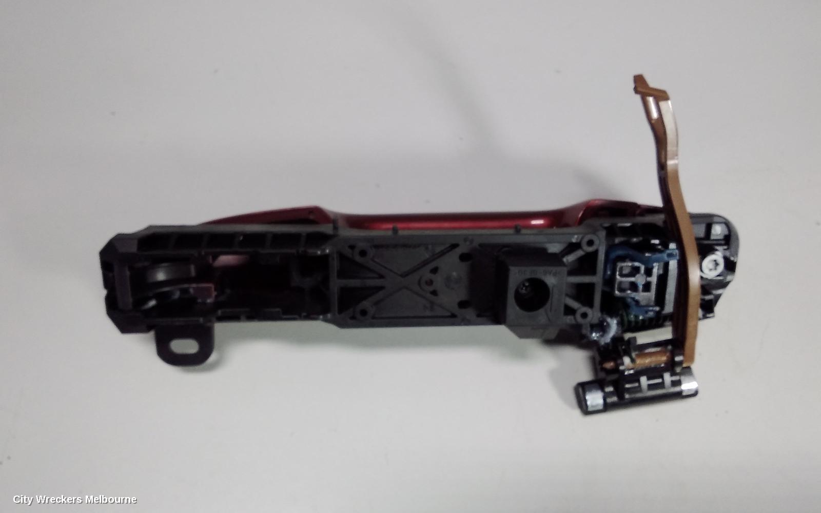 TOYOTA RAV4 DOOR HANDLE, OUTER, LH REAR, COLOUR CODED, XA40, 12/2012 - 11/2018 - Image 3