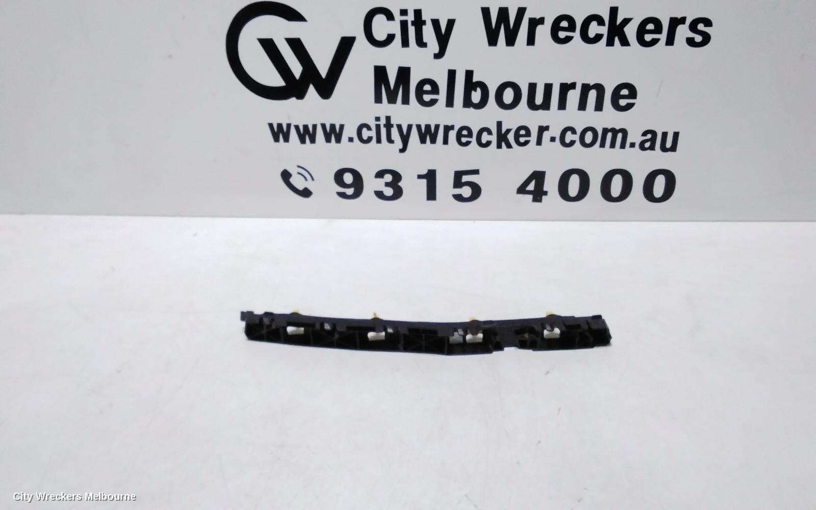 HYUNDAI TUCSON, TL, 06/2015 - 01/2021, RHR BAR BRAKET: 108926 - Image 1