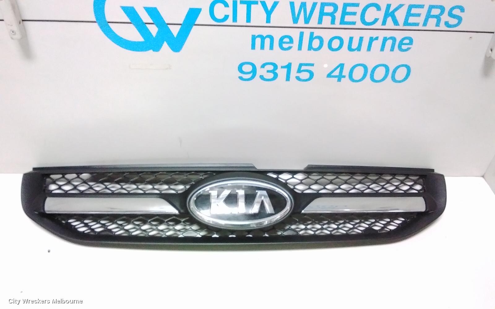 KIA SPORTAGE GRILLE, RADIATOR GRILLE, KM, 10/2007 - 06/2010 - Image 3