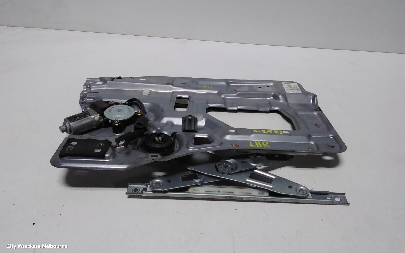 HYUNDAI SANTA FE LEFT REAR WND REG/MOTOR, SM, POWER, 11/2000 - 11/2005 - Image 1