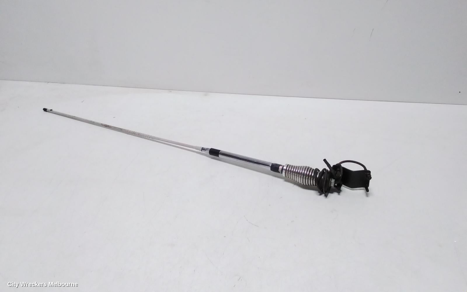 TOYOTA PRADO ANTENNA, 150 SERIES, 11/2009 ONWARDS - Image 2